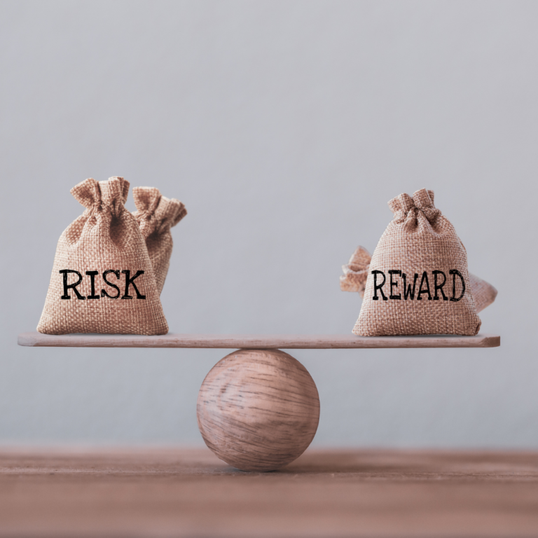 Read more about the article Navigating Investments: Understanding the Risk vs. Reward Ratio